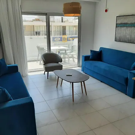 Fig Tree Sands Apartment-142 *