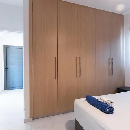 Fig Tree Sands Apartment-142