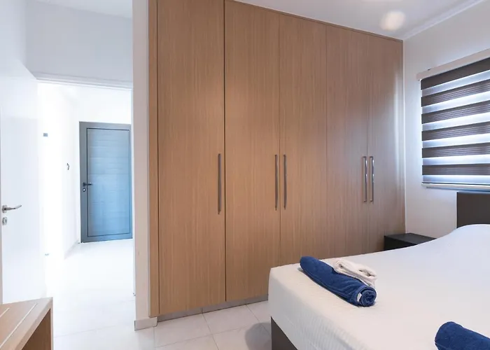 Fig Tree Sands Apartment-142